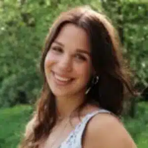 Profile photo of Julia Pollin