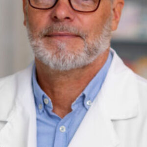 Profile photo of Axel Aaron Online Pharmacist